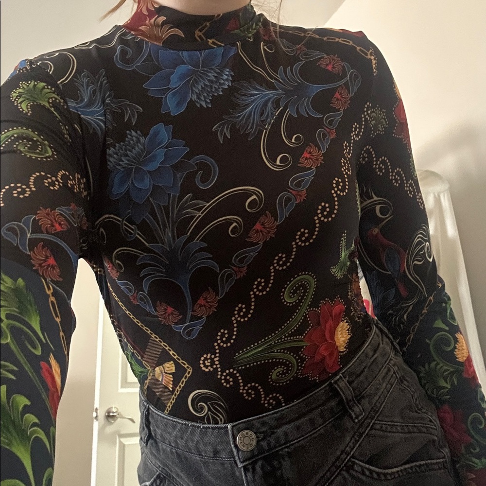 FARM Rio Black Multicolor Floral top